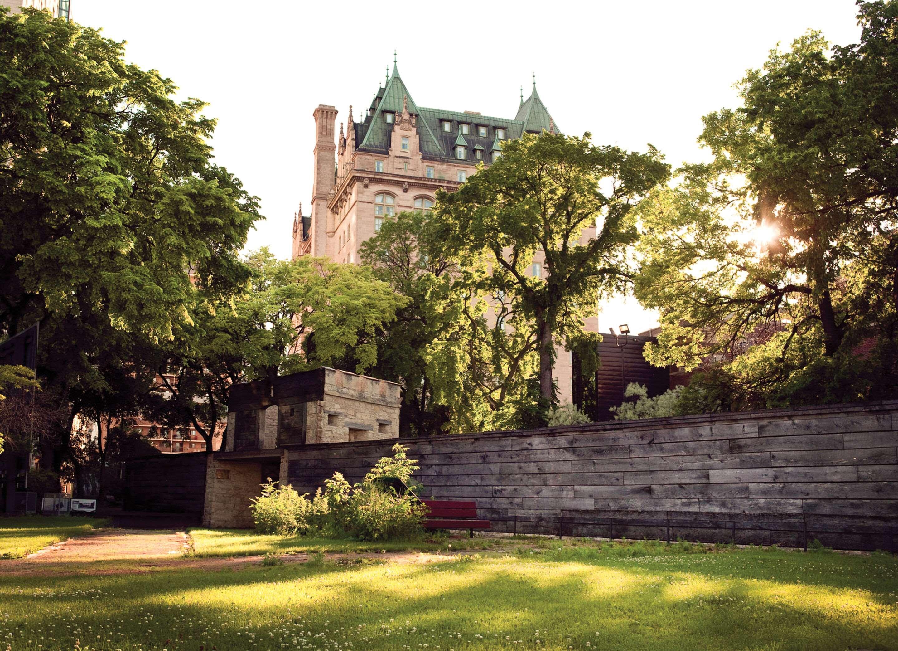 The Fort Garry Hotel, Spa And Conference Centre, Ascend Hotel Collection Winnipeg Ngoại thất bức ảnh